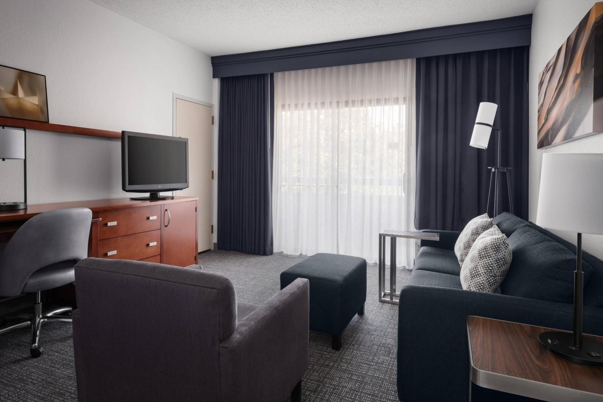 Courtyard By Marriott Rockville Ngoại thất bức ảnh