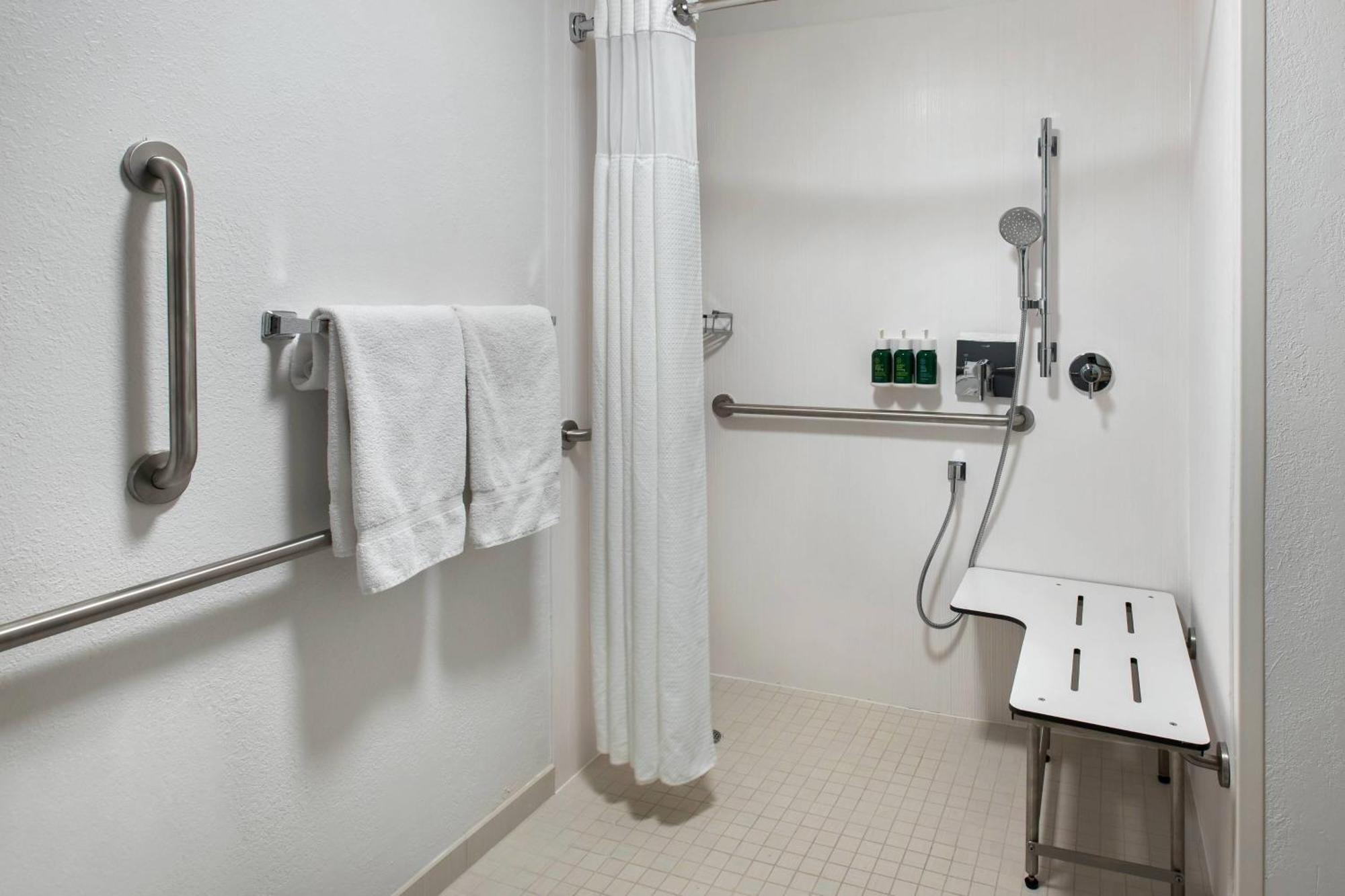 Courtyard By Marriott Rockville Ngoại thất bức ảnh